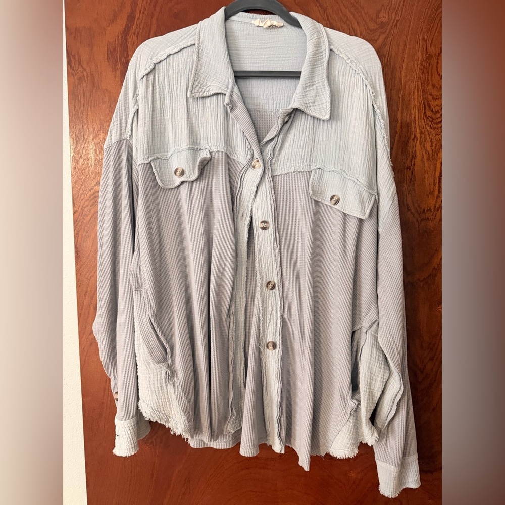 Peach Love California Light Gray Top
